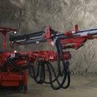 MAQUINA JUMBO MARCA SANDIVK